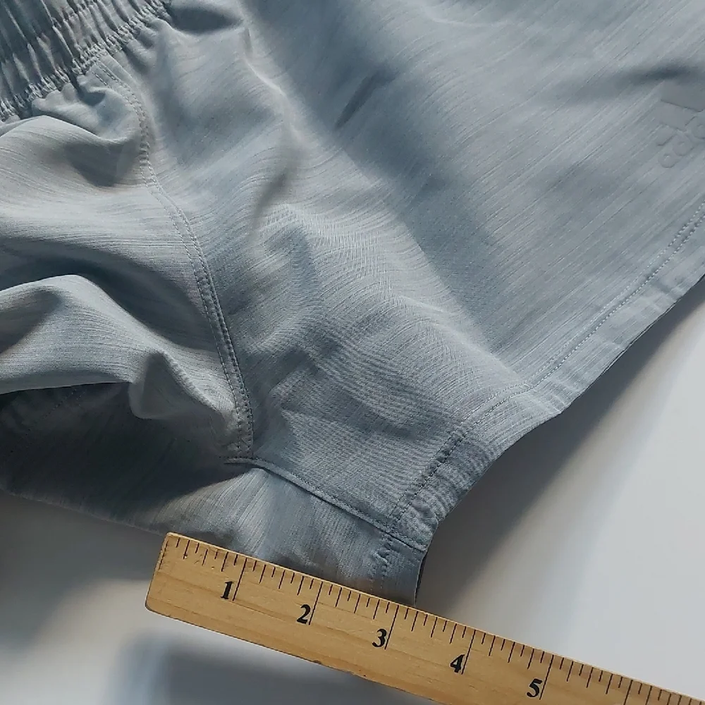 adidas Gray Athletic Shorts Womens  Lightweight Moisture-Wicking‎ Size M
